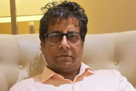 সাংবাদিক আনিস আলমগীর গ্রেপ্তার সাংবাদিক আনিস আলমগীর