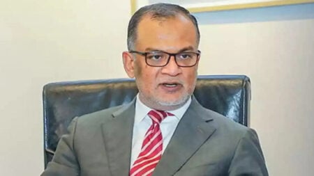 বাণিজ্য উপদেষ্টা