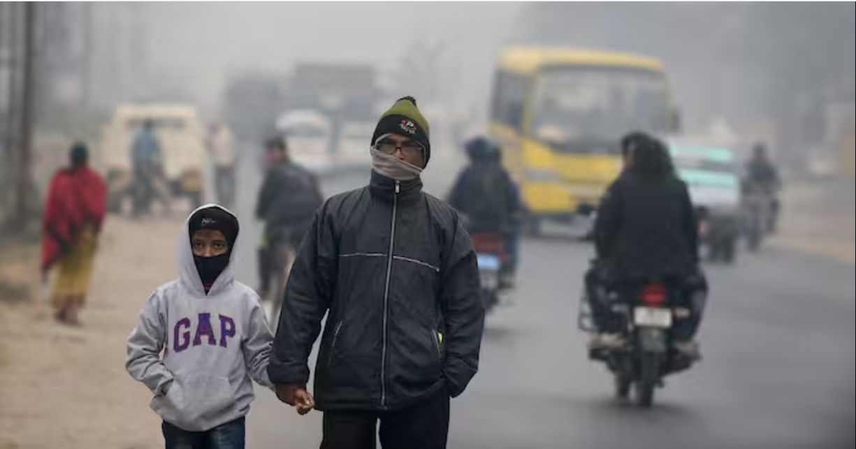 India Braces for Intense Cold Wave as IMD Issues Widespread Snowfall and Fog Alerts
