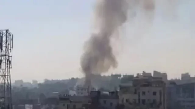 চট্টগ্রামে বস্তিতে আগুন