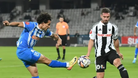 SuperLiga title race