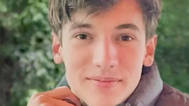 man dies after er wait