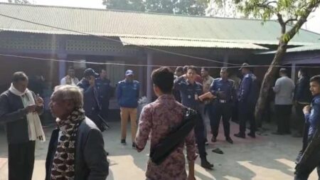 মুক্তিযোদ্ধা ও তার স্ত্রীর রক্তাক্ত মরদেহ