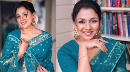 রুনা খান