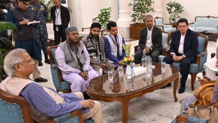 প্রধান উপদেষ্টা