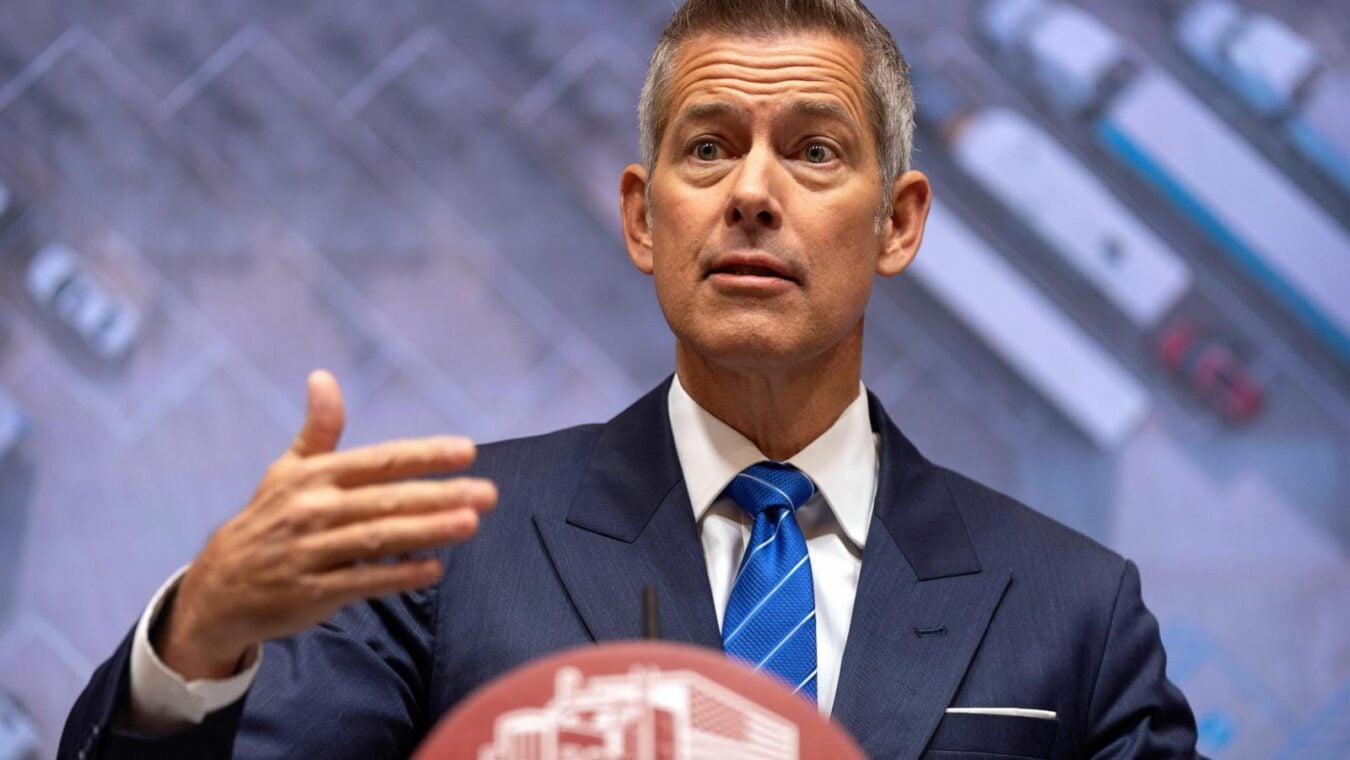 US Threatens to Withhold $73M in Highway Funds from New York Over Immigrant Driver Licenses