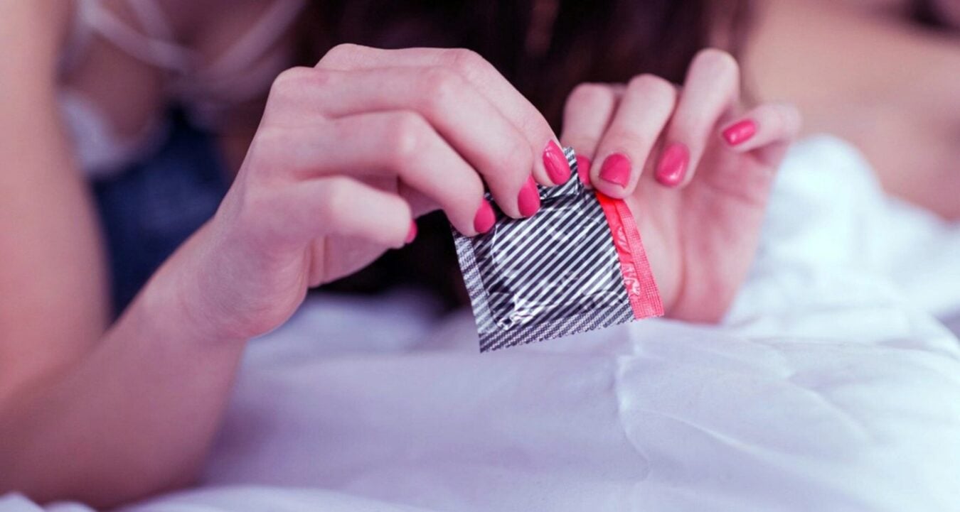 কনডম তৈরি