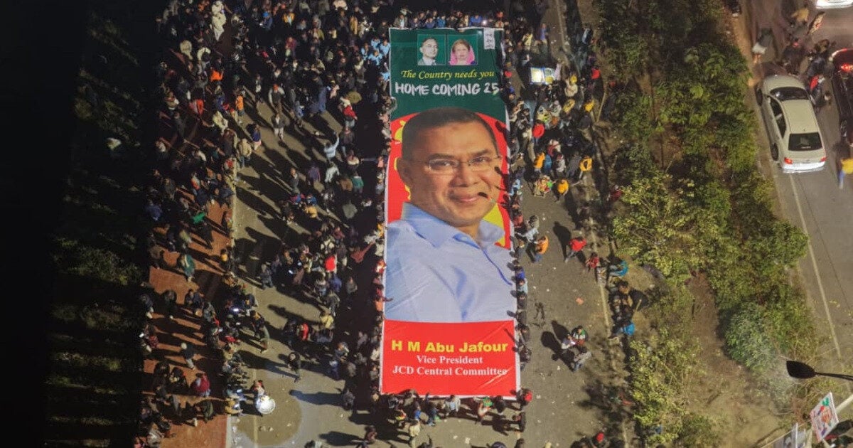 নির্ঘুম রাত নেতাকর্মীদের