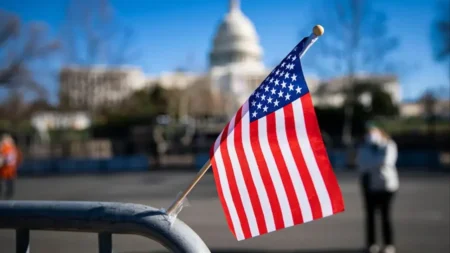 নিষেধাজ্ঞা আরোপ