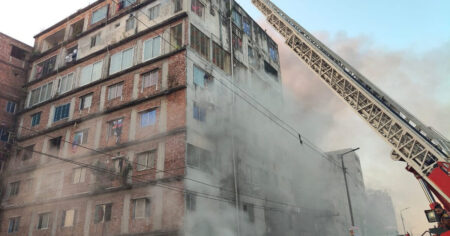 বহুতল ভবনে অগ্নিকাণ্ড