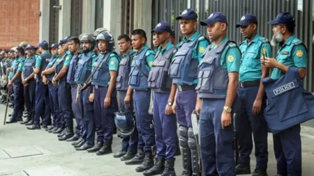 ব্যাপক নিরাপত্তা