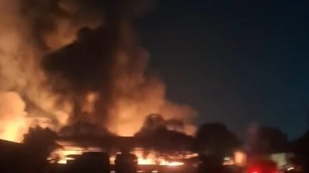 ভয়াবহ আগুন