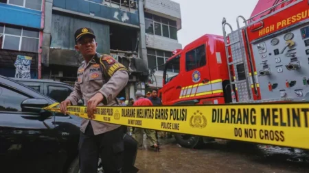 ভয়াবহ আগুন