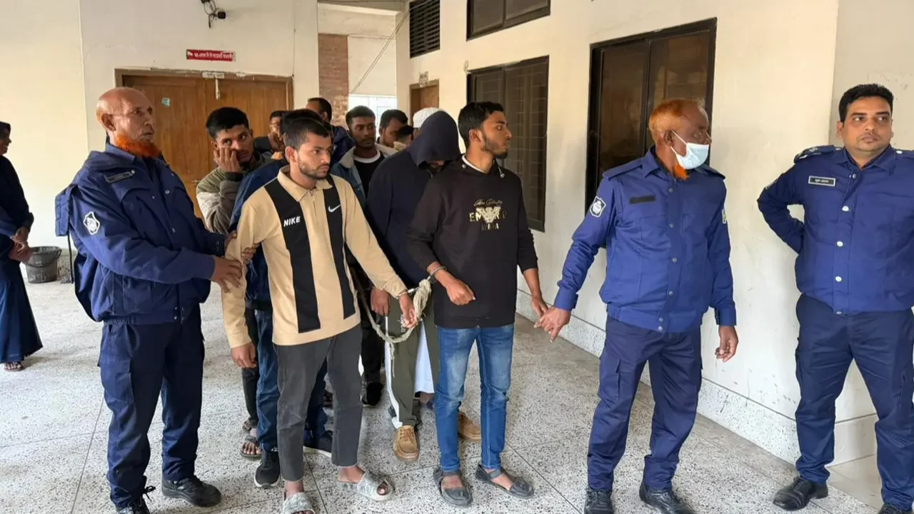 রিমান্ডে