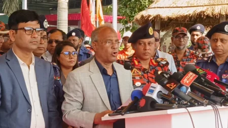 লুট হওয়া অস্ত্র উদ্ধারে সরকারে