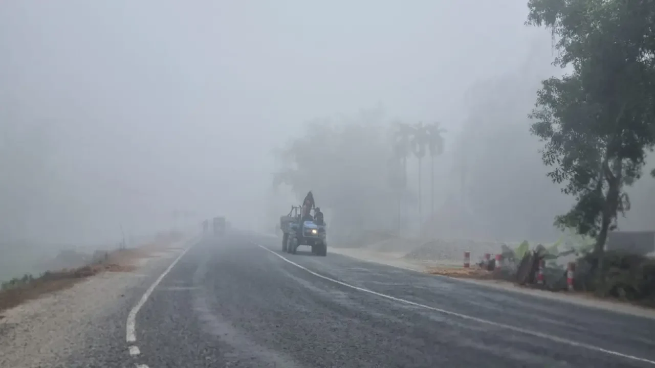 শীতে বিপর্যস্ত জনজীবন