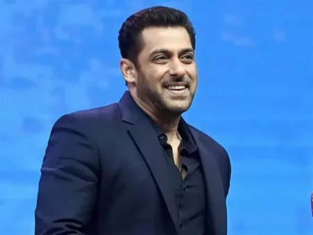 সুপারস্টার সামলান খান