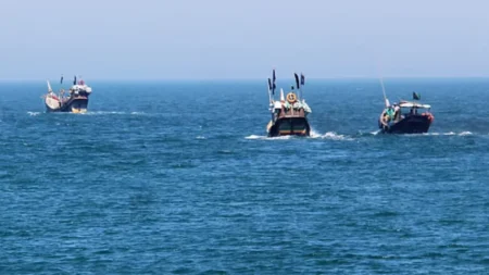 ১৩ জেলের ভিডিও কল