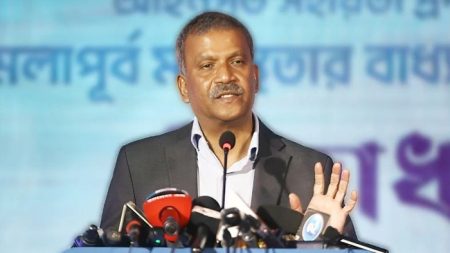 চাপ প্রয়োগ করে ভারতে খেলতে বাধ্য করা যাবে না : আসিফ নজরুল Asif