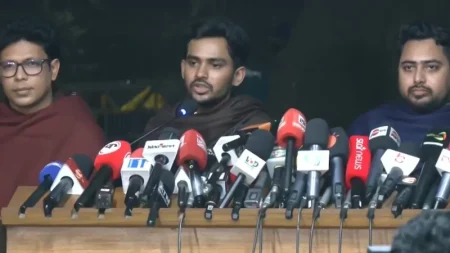 মিডিয়া ট্রায়ালের জন্য এনসিপির প্রার্থীদের শোকজ করা হয়েছে : আসিফ মাহমুদ আসিফ মাহমুদ