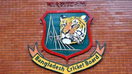 তামিমকে ‘ভারতীয় দালাল’ বলায় বিতর্ক, সেই পরিচালকের বিরুদ্ধে ব্যবস্থা নেবে বিসিবি BCB
