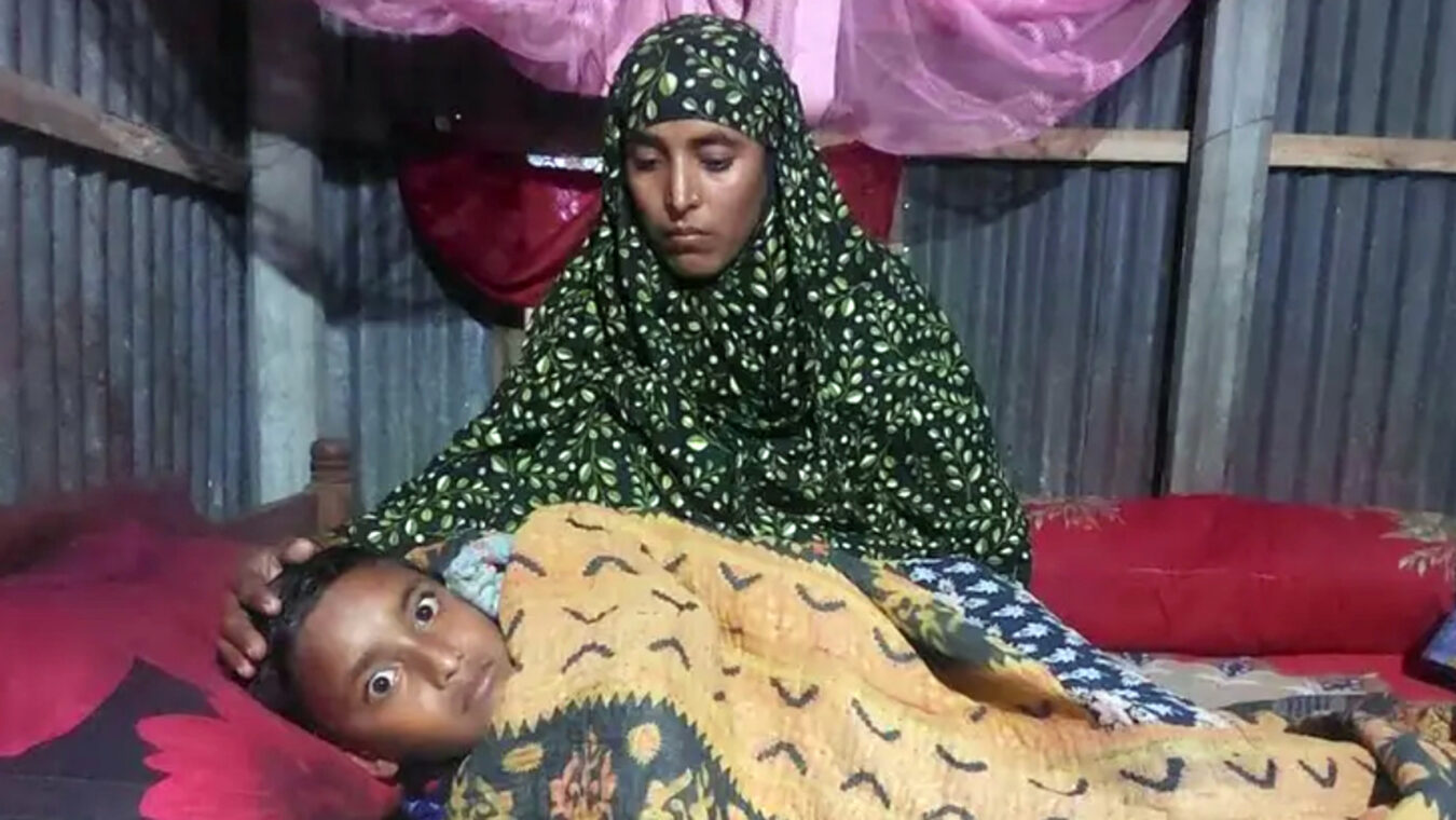সন্তানকে বাঁচাতে মায়ের আকুতি, প্রয়োজন ৭০ হাজার টাকার