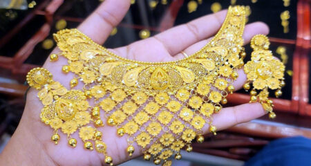 সোনার নতুন দাম নির্ধারণ, ভরিতে যত টাকা Gold