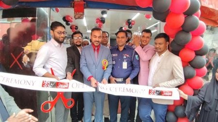 কালীগঞ্জে আধুনিক কেনাকাটার নতুন ঠিকানা- ‘স্বপ্ন’ আউটলেট Kaliganj-The new address for modern shopping - 'Swapno' Outlet begins its-1