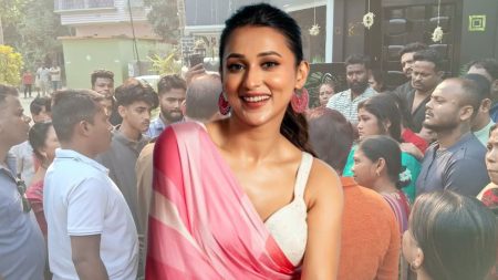 ‘মিমিকে ছাড়ব না’, হাসপাতালের বেড থেকেই হুমকি দিলেন অভিযুক্ত মিমি