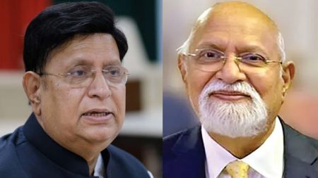 ৮ মাস দেশেই পালিয়ে ছিলেন সাবেক পররাষ্ট্রমন্ত্রী মোমেন পররাষ্ট্রমন্ত্রী মোমেন