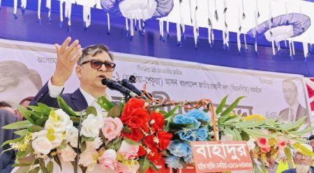 সালাহউদ্দিন আহমদ