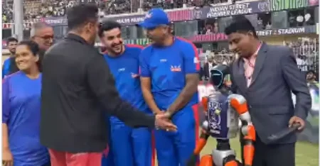 সালমানের সঙ্গে করমর্দন