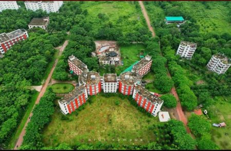 ব্যর্থতা নাকি অনিচ্ছা! শাকসুর কার্যক্রম চালু থাকলেও স্থগিত ব্রাকসুর কার্যক্রম বেরোবি