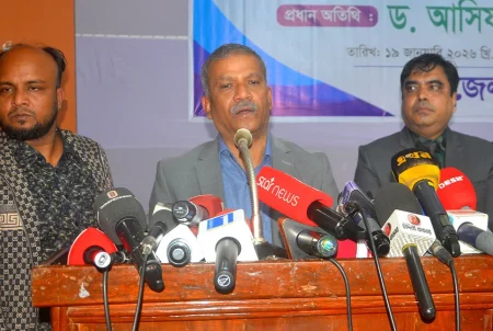 তিনটা নির্বাচনে ১৫ বছর ফ্যাসিস্ট সরকার কাউকে ভোট দিতে দেয়নি : আসিফ নজরুল আসিফ নজরুল