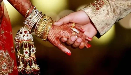 মুখ ধোয়ার পর কনেকে দেখে হতবাক বর, অভিযোগ গড়াল আদালত পর্যন্ত বিয়ের আনুষ্ঠানিকতা