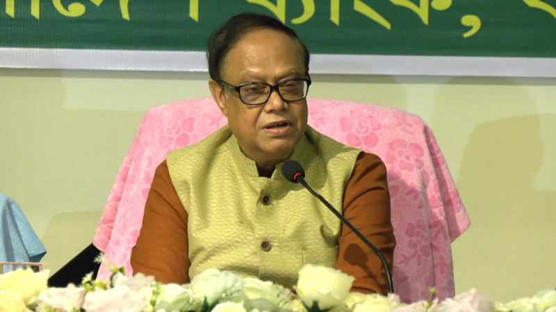মুদ্রা ছাপাতে বছরে ২০ হাজার কোটি টাকা ব্যয়, ক্যাশলেস লেনদেনে জোর : গভর্নর