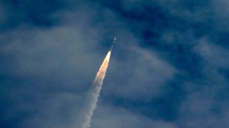 এক ধাক্কায় ১৬ স্যাটেলাইট হারাল ভারত indias-failed-space-mission