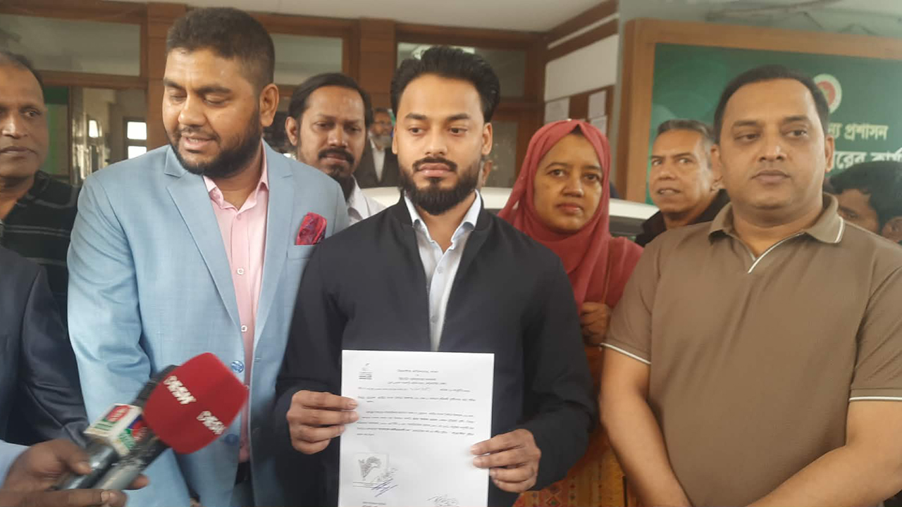 ইশরাক হোসেন