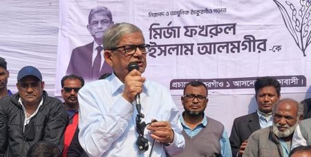 দেশে উদারপন্থি গণতন্ত্র চাই: মির্জা ফখরুল মির্জা ফখরুল