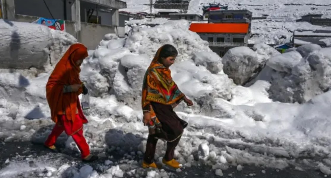 পাকিস্তানের তুষার