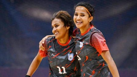 জয়