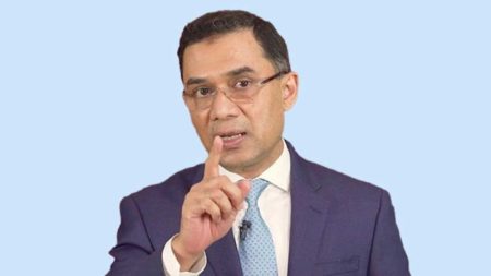 সতর্ক থাকুন, ভোট যেন লুট না হয়: তারেক রহমান লুট করে নিয়ে গেছে