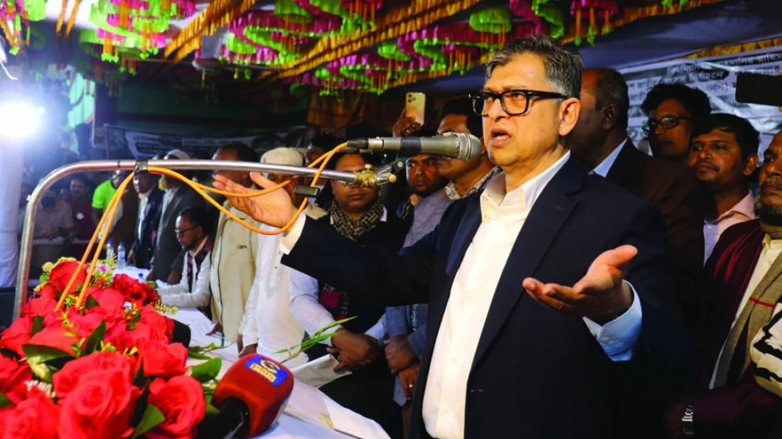 নিজের কবর রচনা