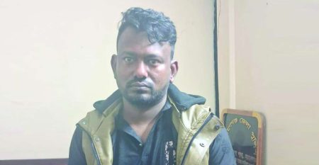 মোমেন