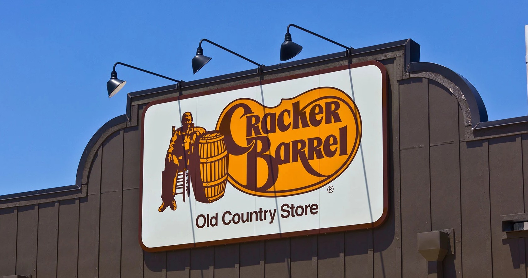 Cracker Barrel New Dining Rule Gets Support As Company Tries To Steady Customer Experience