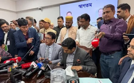 শিক্ষামন্ত্রী এহসানুল হক মিলন