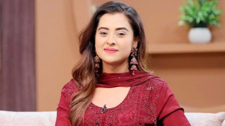 একজন মুসলিম হিসেবে আমিও নামাজ পড়ি, রোজা রাখি : বুবলী বুবলী