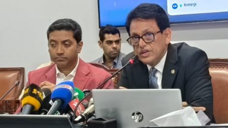 শিক্ষামন্ত্রী