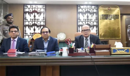 নিরাপদ লক্ষ্যমাত্রার চেয়ে বেশি খাদ্য মজুদ : খাদ্য উপদেষ্টা Food-Upodeshta