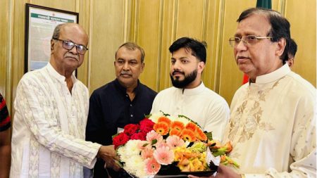 নাগরিক সমস্যা সমাধানে একসঙ্গে কাজ করবেন ইশরাক ও সালাম ইশরাক ও সালাম
